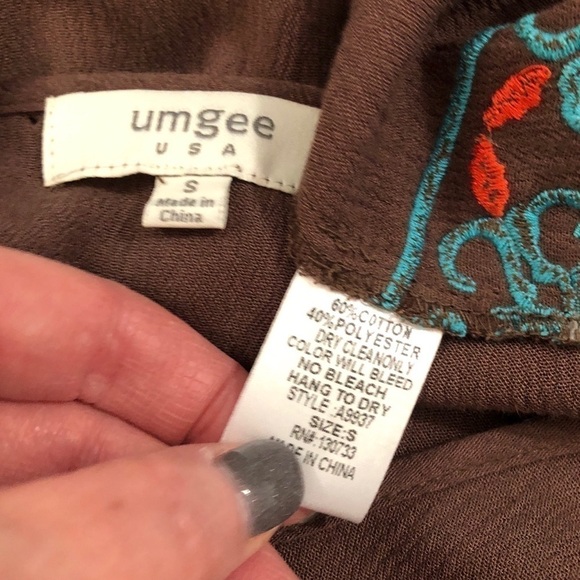 Umgee Embroidered Boho Style Tunic Size Small Brown and Blue - Picture 7 of 8